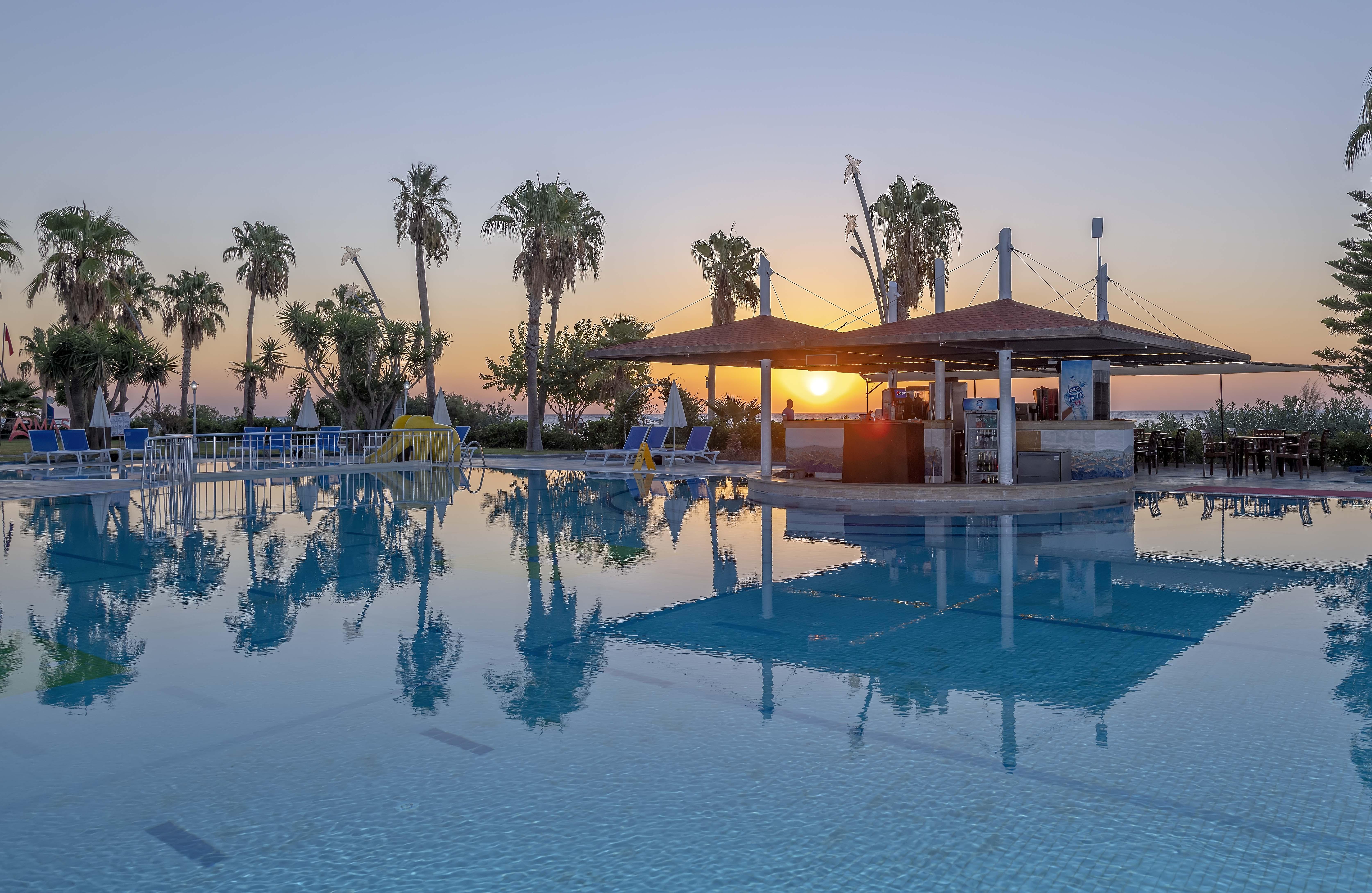 Labada Beach Hotel Çamyuva Extérieur photo