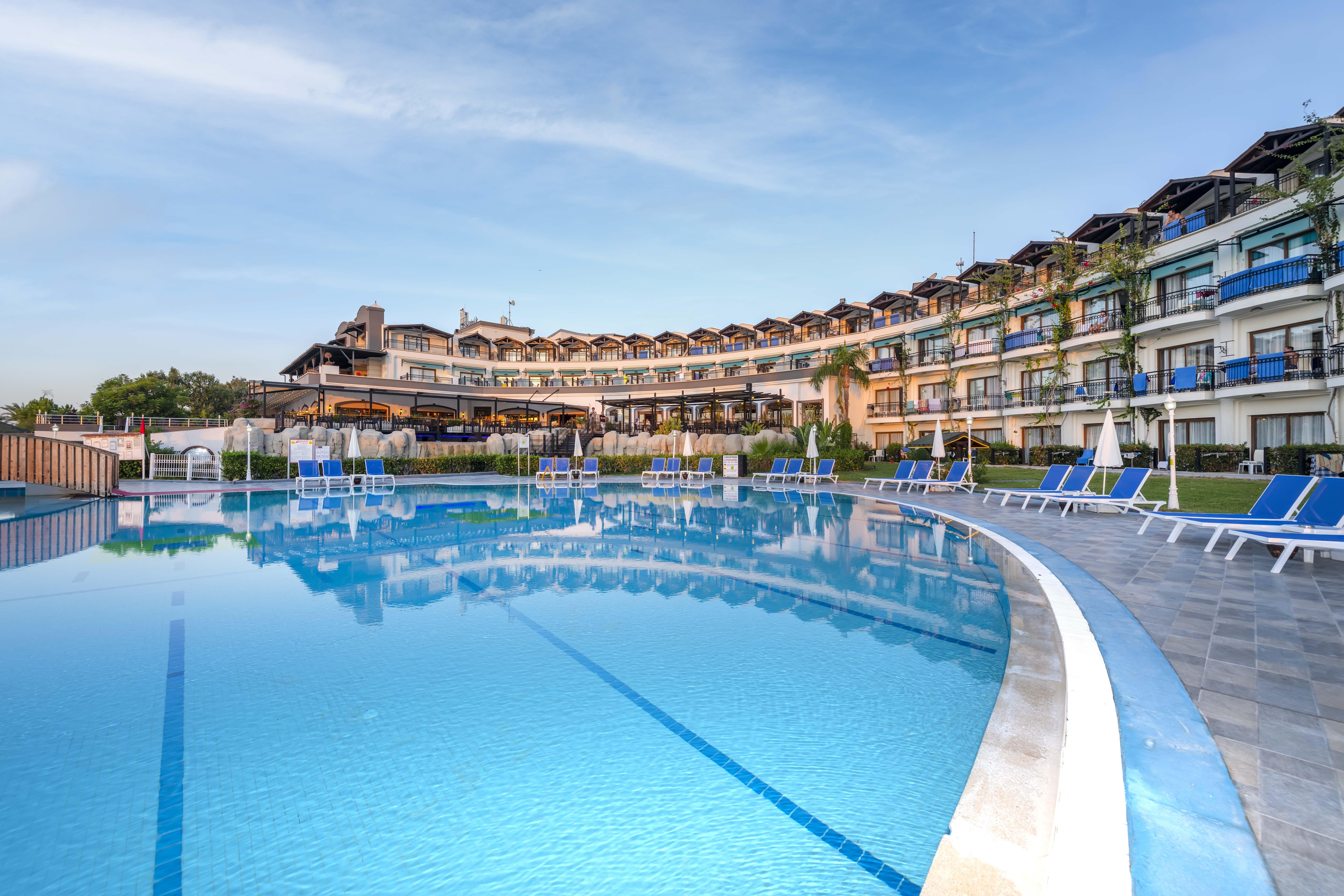 Labada Beach Hotel Çamyuva Extérieur photo