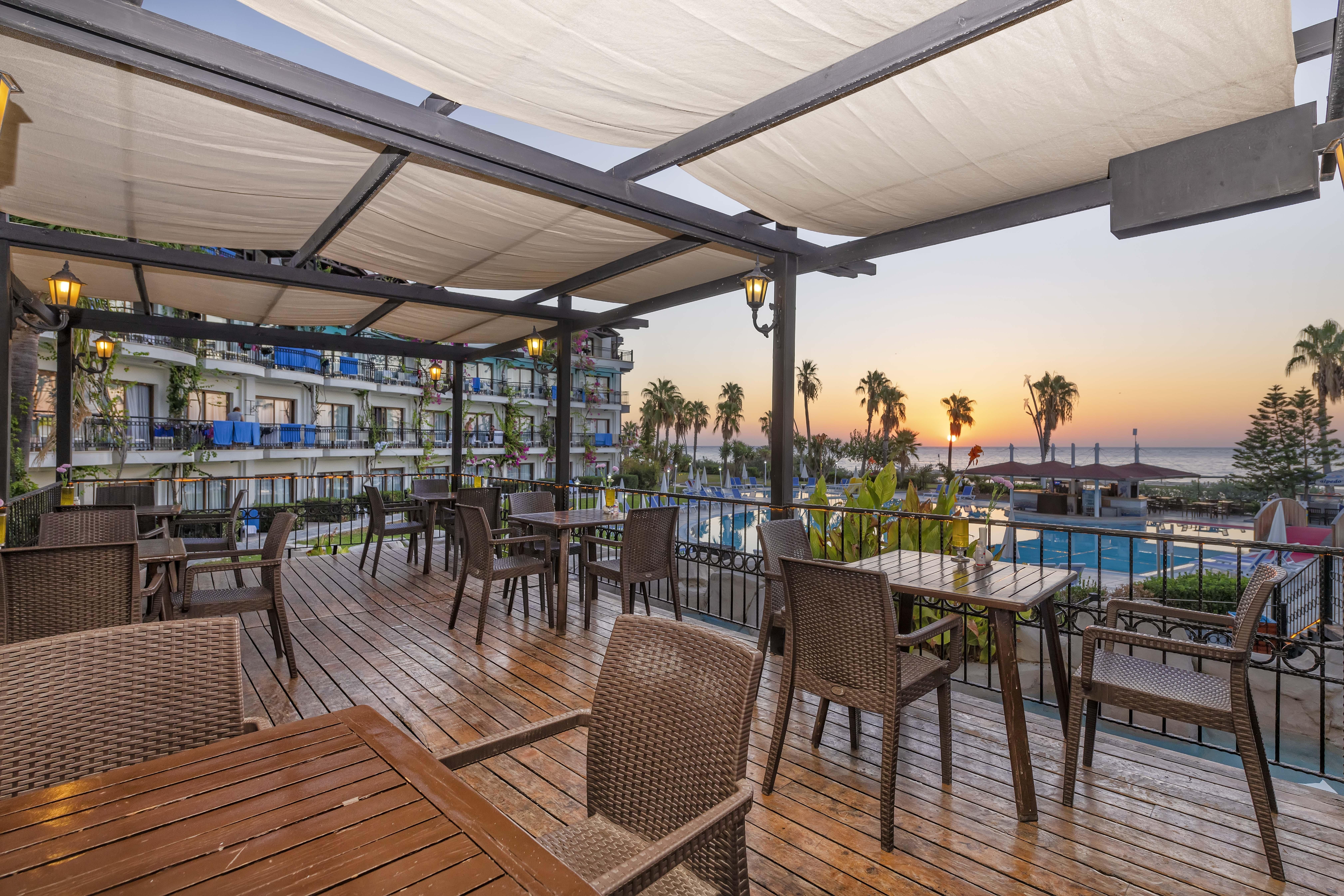 Labada Beach Hotel Çamyuva Extérieur photo